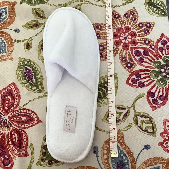 FRETTE 1860 Slippers  Color white  100% polyester velour - Picture 6 of 6
